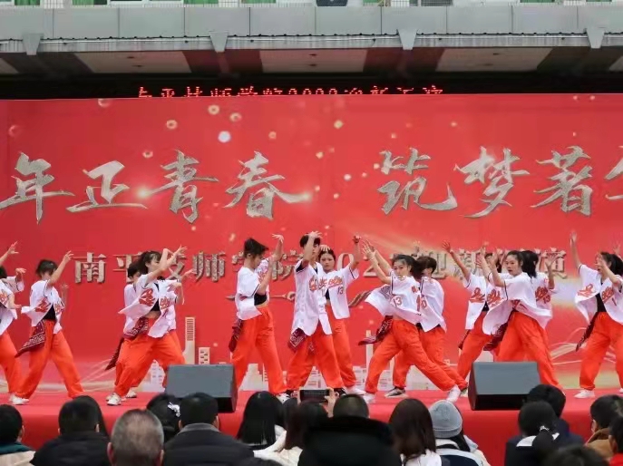 微信图片_202201121036107.jpg