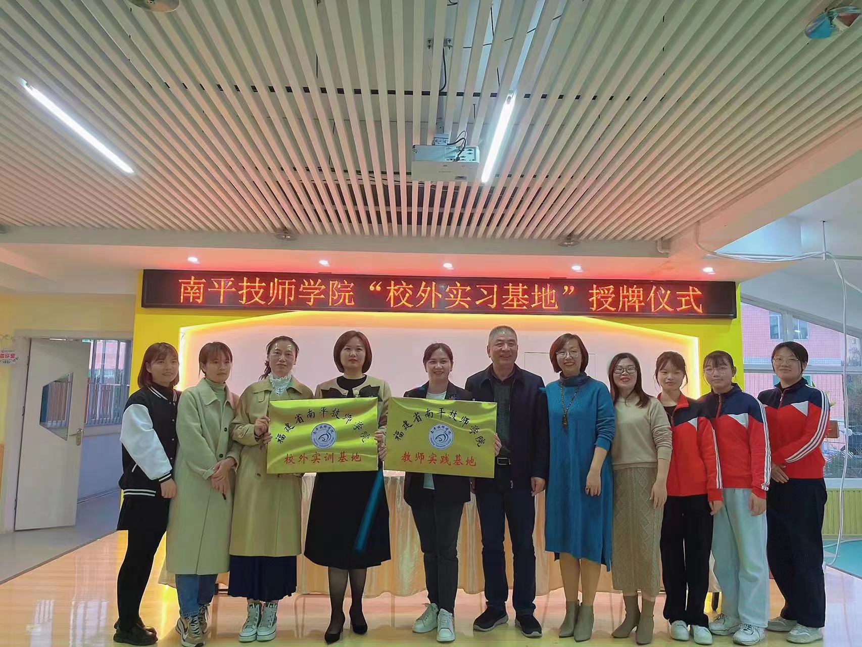 微信图片_20220409080627.jpg 微信图片_20220409080627.jpg