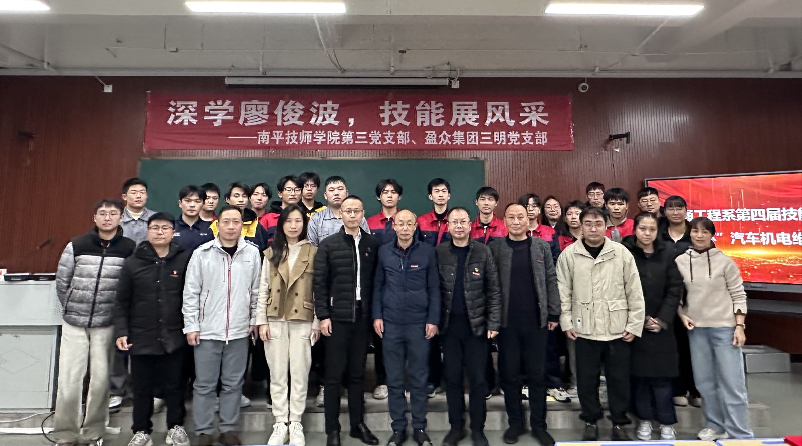 4774c61b3d7ef1399f9316bd1693565_副本.jpg 4774c61b3d7ef1399f9316bd1693565_副本.jpg