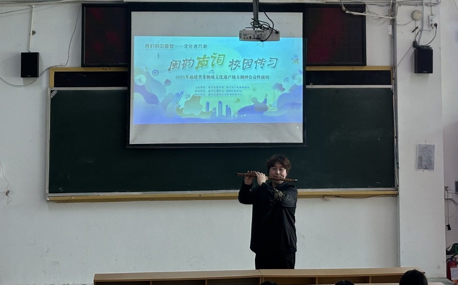 cb8f2eae6add49e782d5c1a74a82989_副本.jpg cb8f2eae6add49e782d5c1a74a82989_副本.jpg