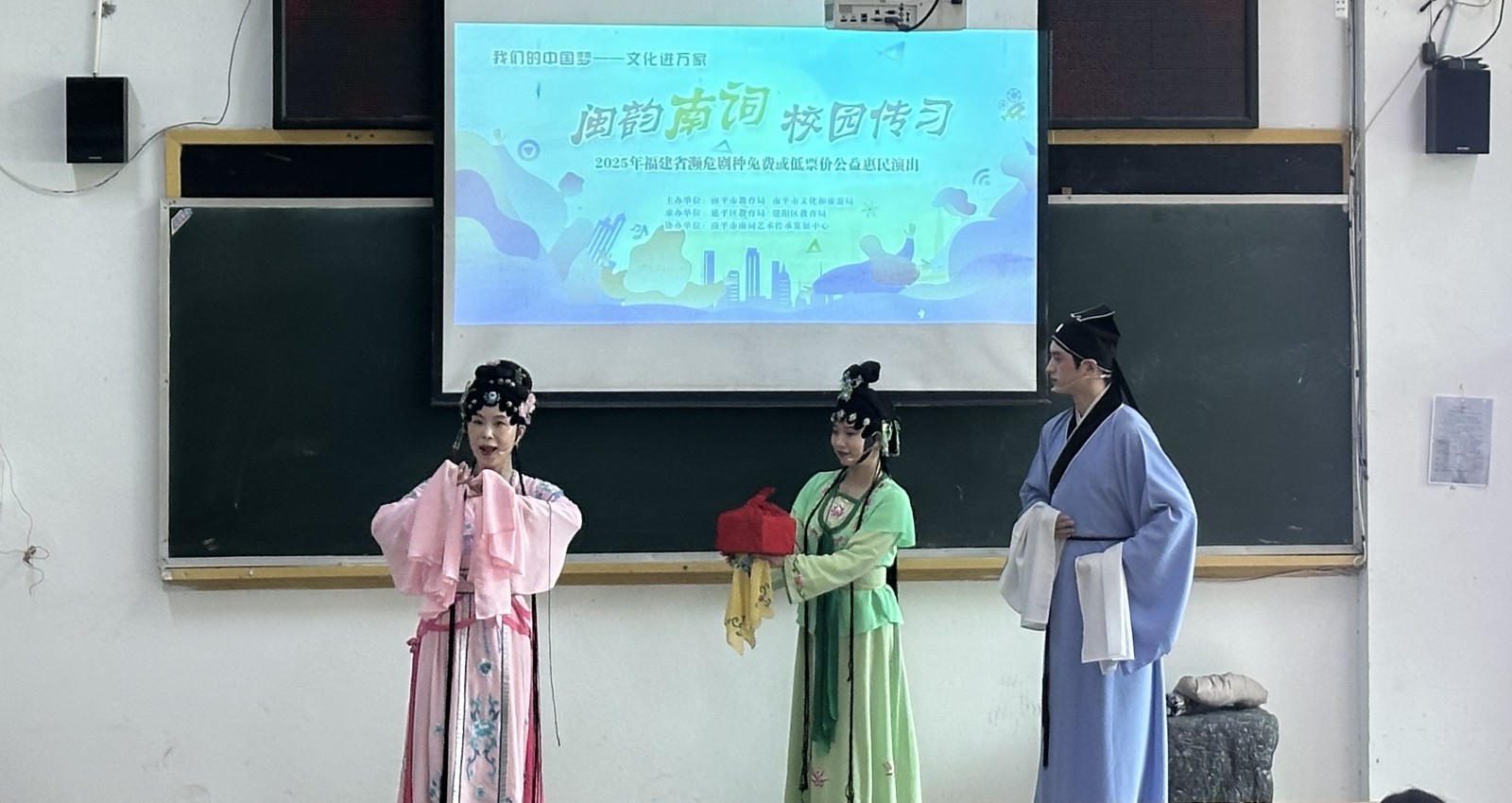 12753a8e381c4aa138f1b70e1826c8a_副本.jpg 12753a8e381c4aa138f1b70e1826c8a_副本.jpg