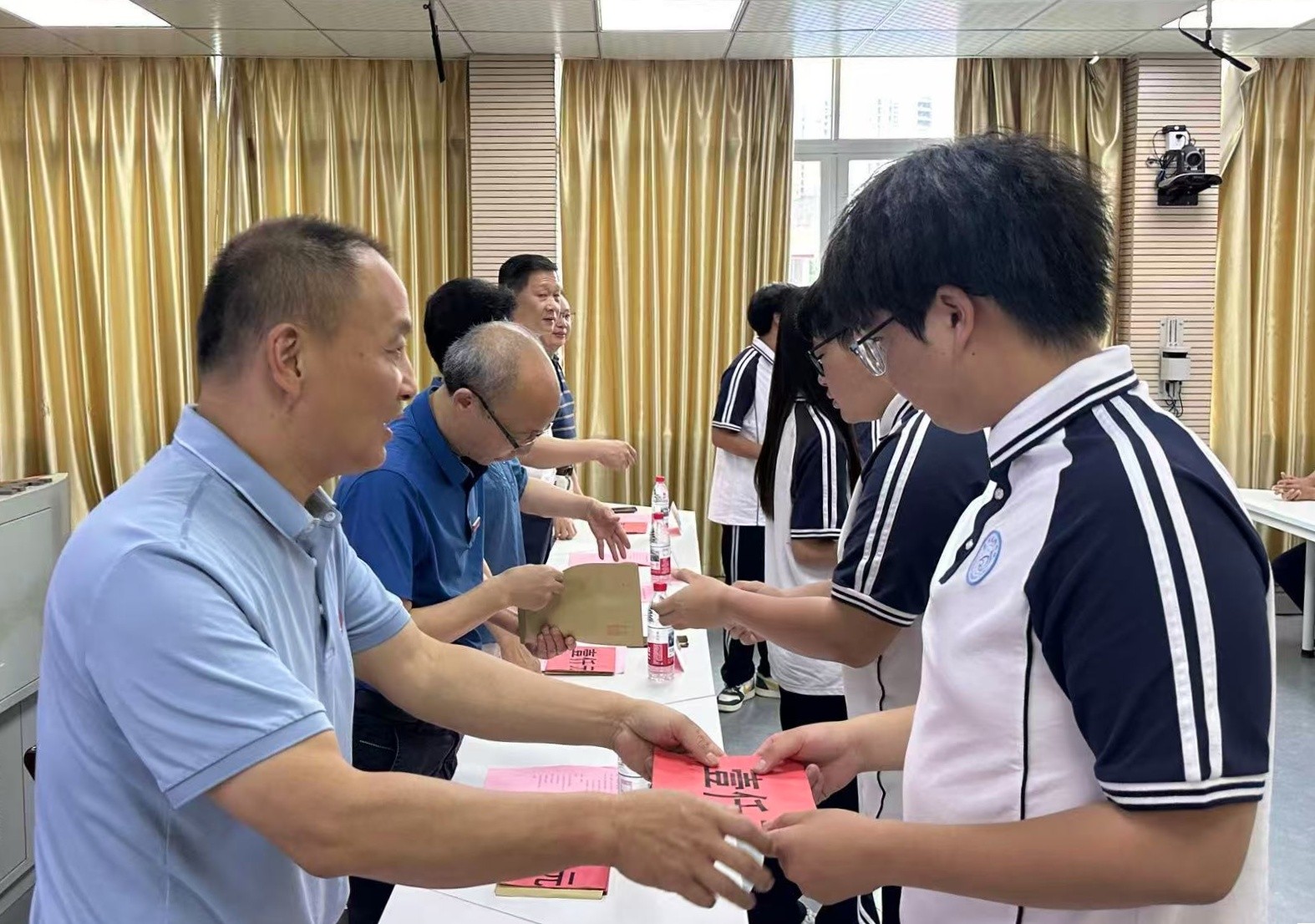 d23d66e61b9756f0cada90ce1f2078f_副本.jpg d23d66e61b9756f0cada90ce1f2078f_副本.jpg