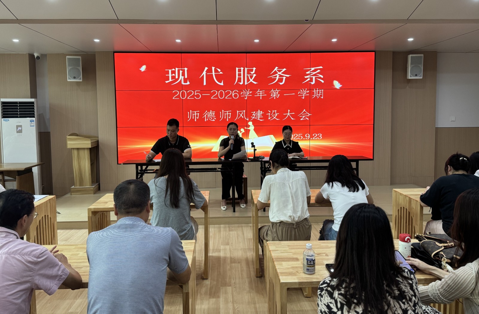 32bd7d39a641dd3fd73780d2c565676a_副本_副本.jpg 32bd7d39a641dd3fd73780d2c565676a_副本_副本.jpg