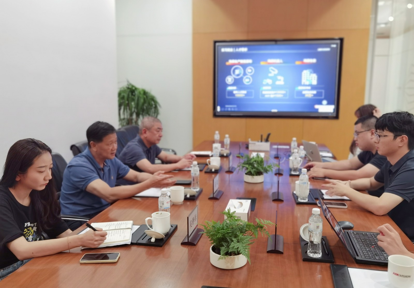 微信图片_20251018204552_副本.jpg 微信图片_20251018204552_副本.jpg