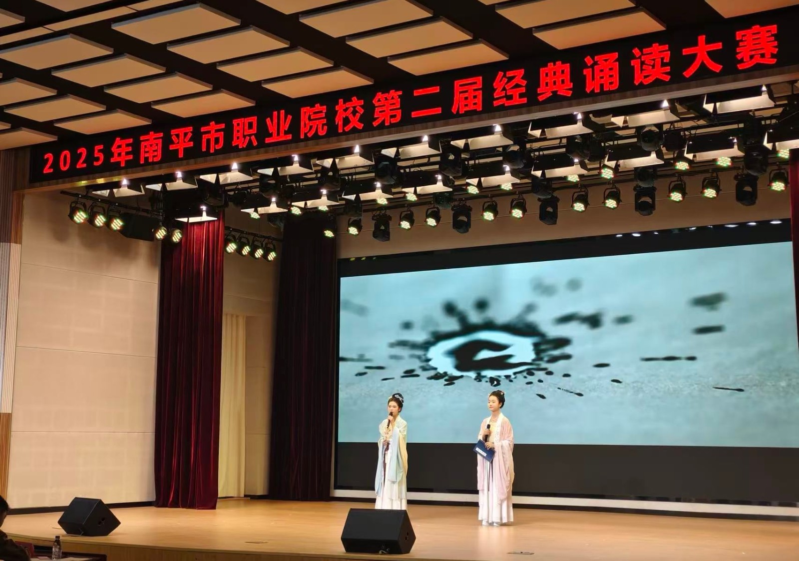 5ed88cacaa693fcb8bcfce739563ddfe_副本.jpg 5ed88cacaa693fcb8bcfce739563ddfe_副本.jpg