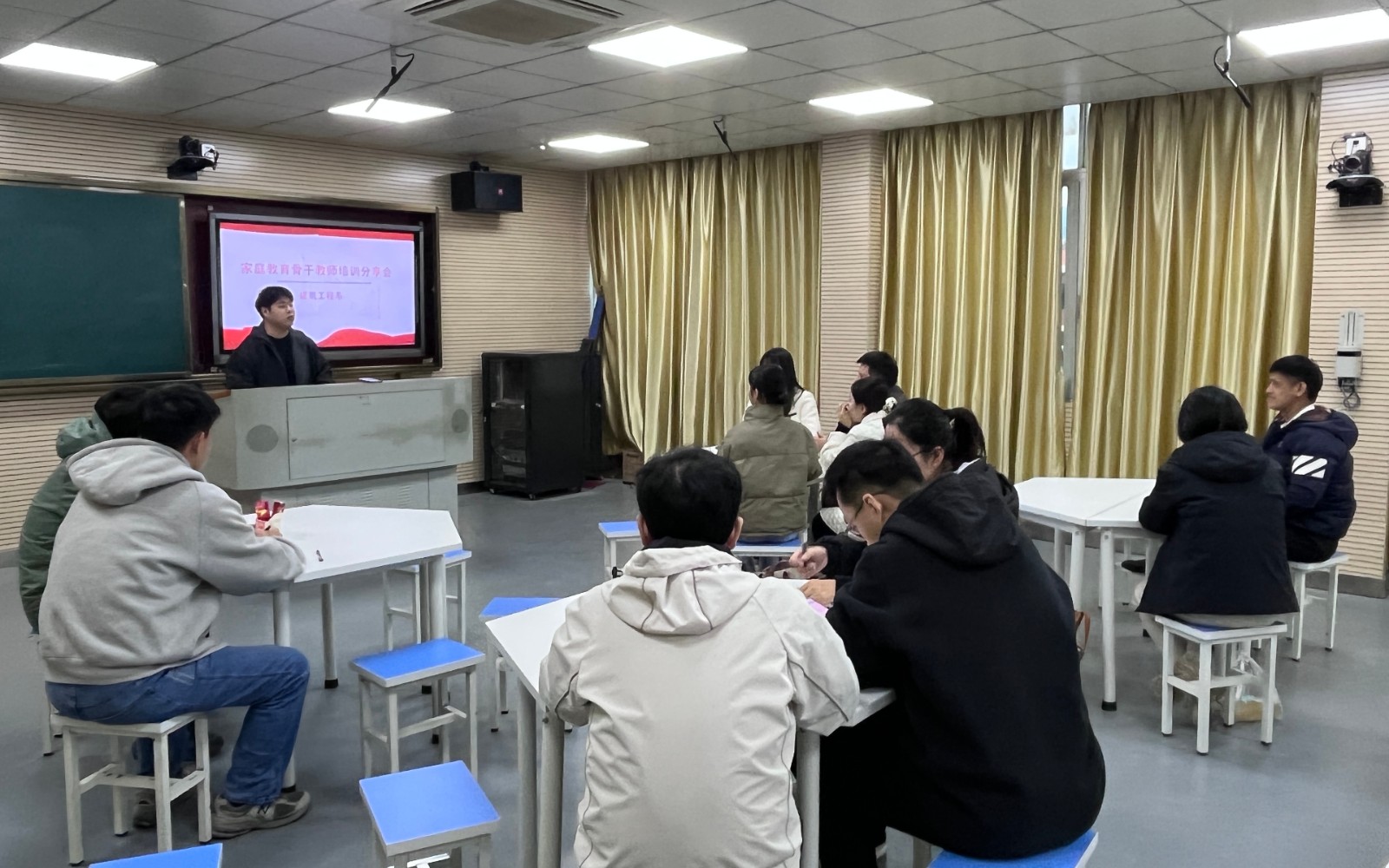 292ac5b38f4a8fb3f384e4c964dd89c1_副本.jpg 292ac5b38f4a8fb3f384e4c964dd89c1_副本.jpg