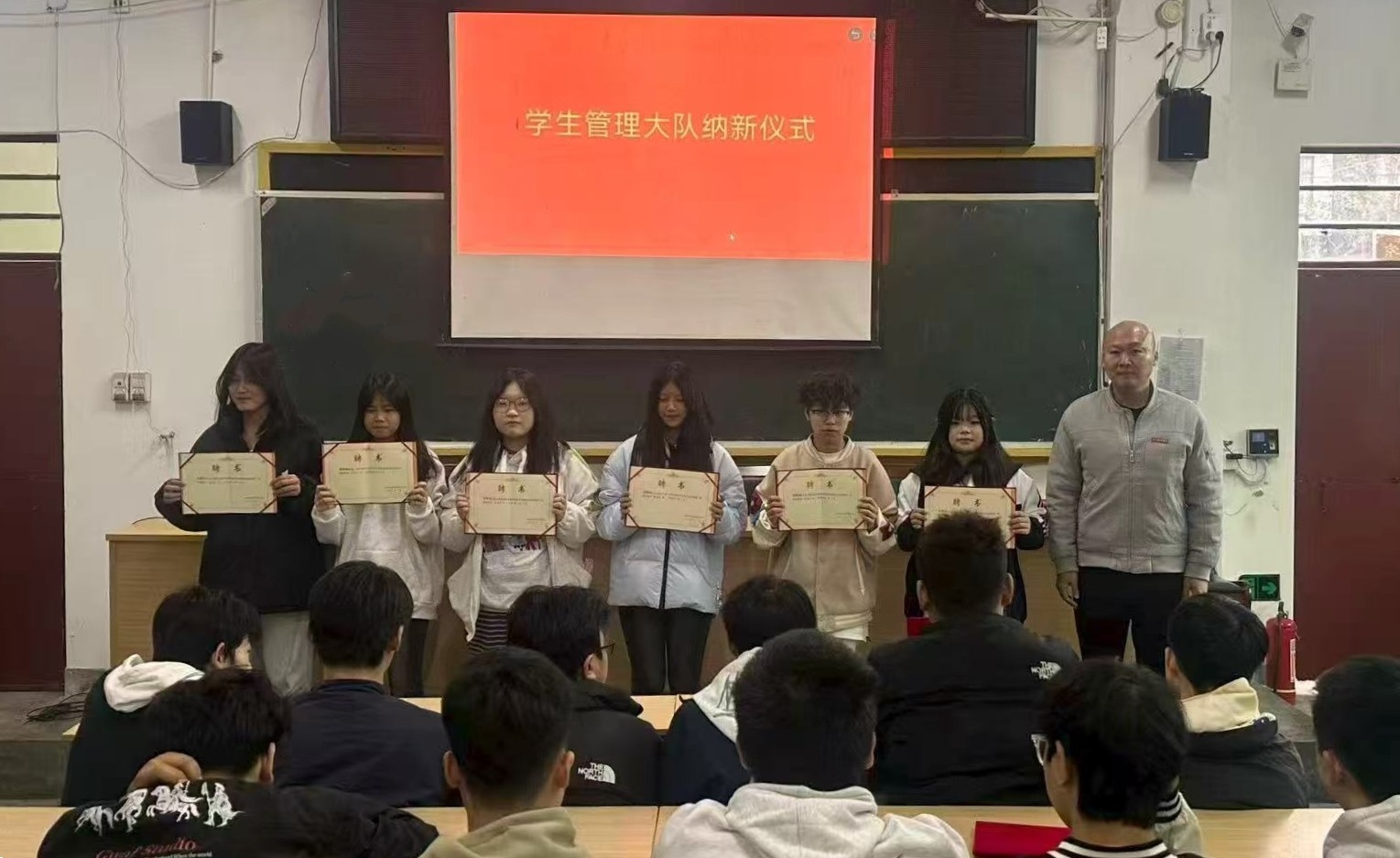 b81b4262fd621172055bcac9245a1a9a_副本_副本.jpg b81b4262fd621172055bcac9245a1a9a_副本_副本.jpg