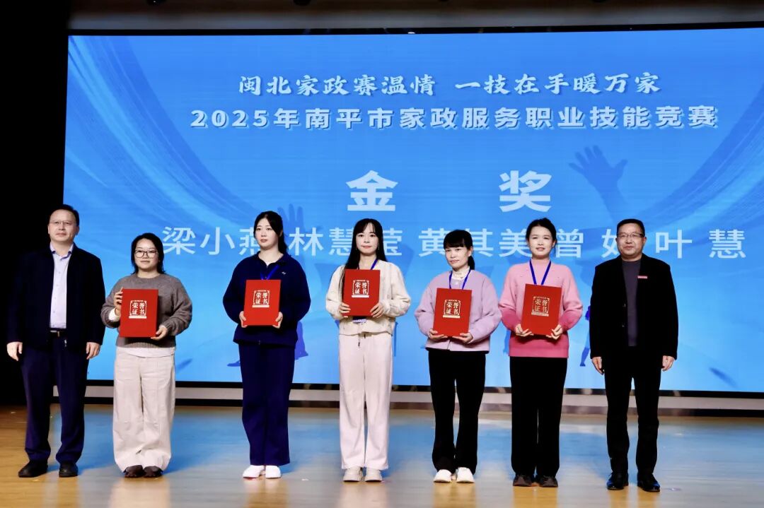 d07e84e5b095783506b9bff60021fb60.jpg d07e84e5b095783506b9bff60021fb60.jpg