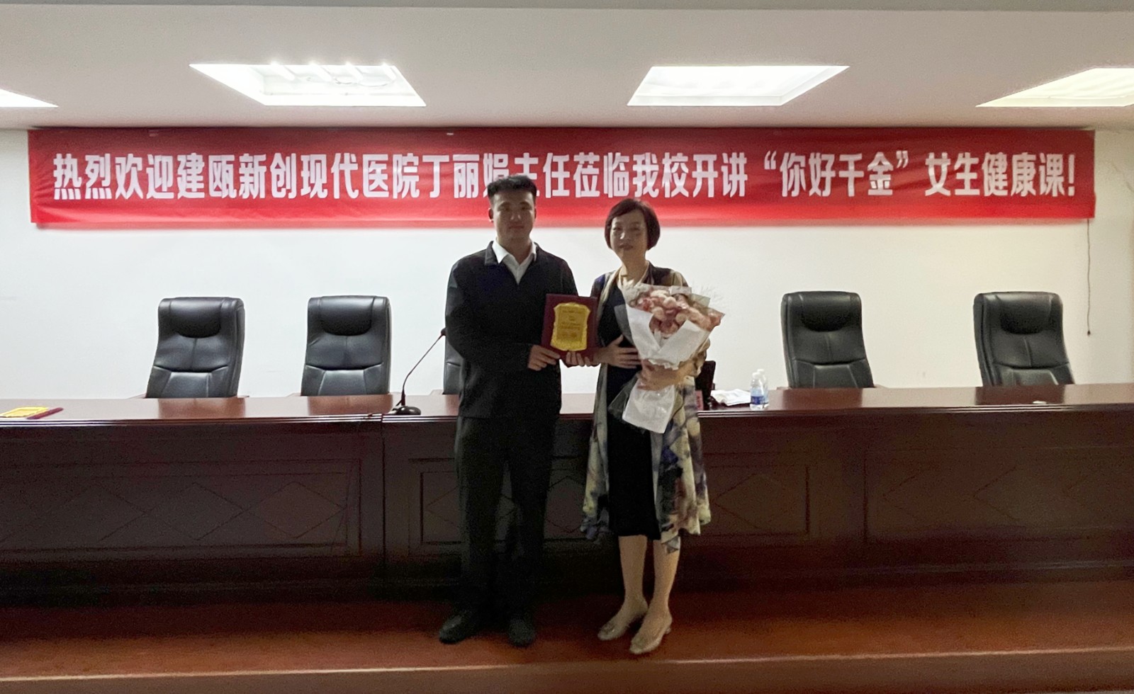 1e0294cf263fe9af25319067fff8aa97_副本.jpg